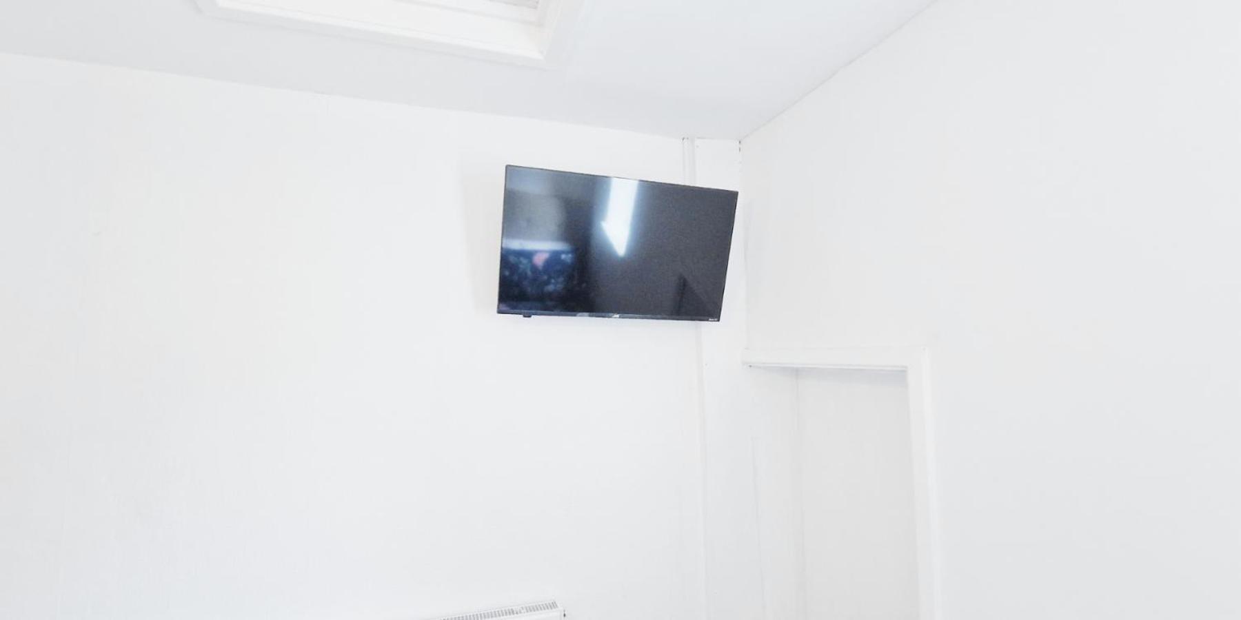 Single Room In Modern House Near Νότιγχαμ Εξωτερικό φωτογραφία