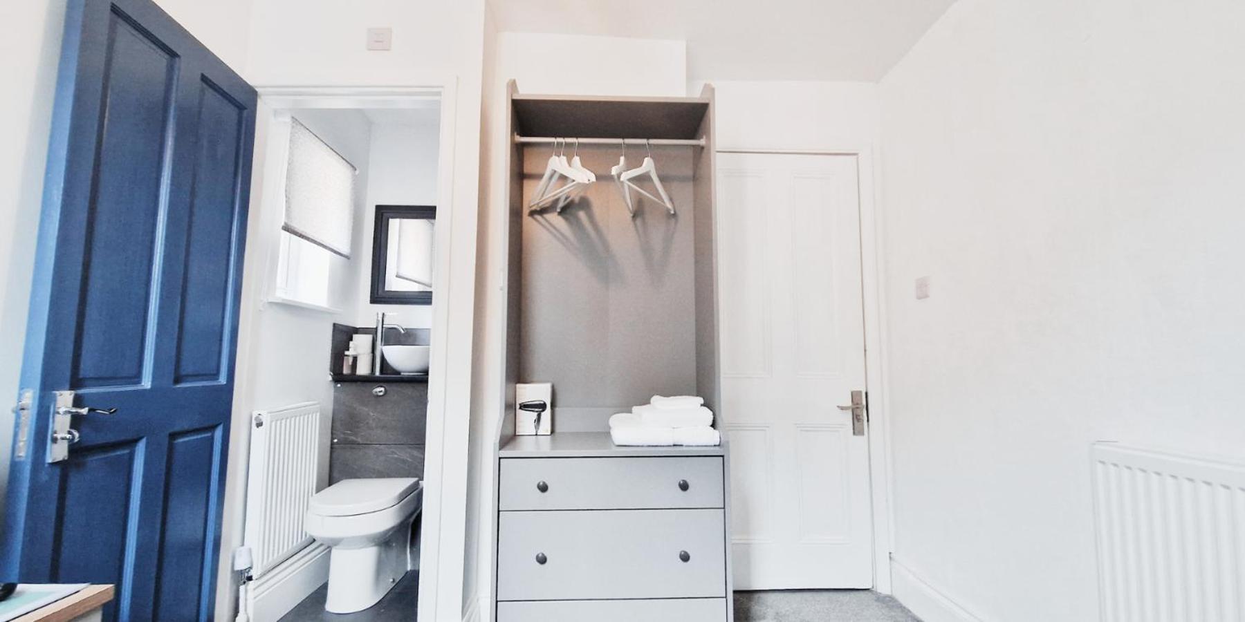Single Room In Modern House Near Νότιγχαμ Εξωτερικό φωτογραφία