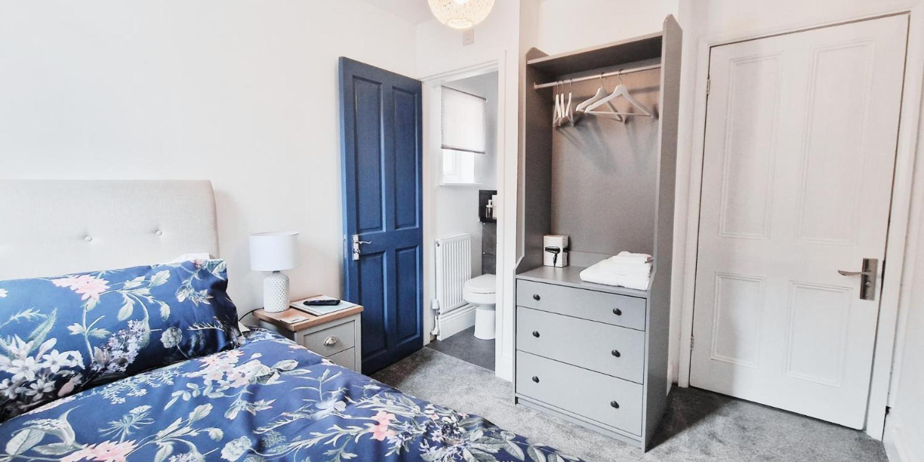 Single Room In Modern House Near Νότιγχαμ Εξωτερικό φωτογραφία